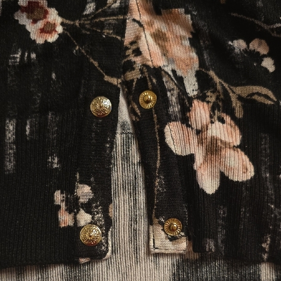 White House Black Market Black Floral Blouse - Picture 11 of 14
